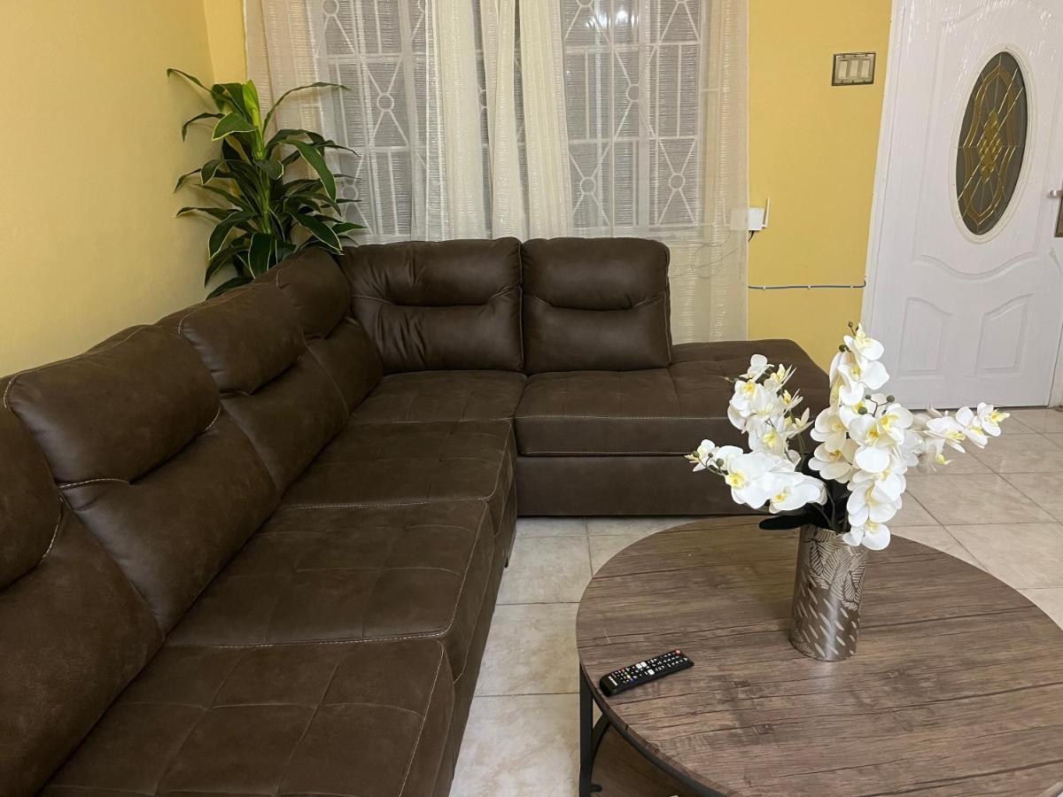 St Bess Comfort Style Black River Bagian luar foto
