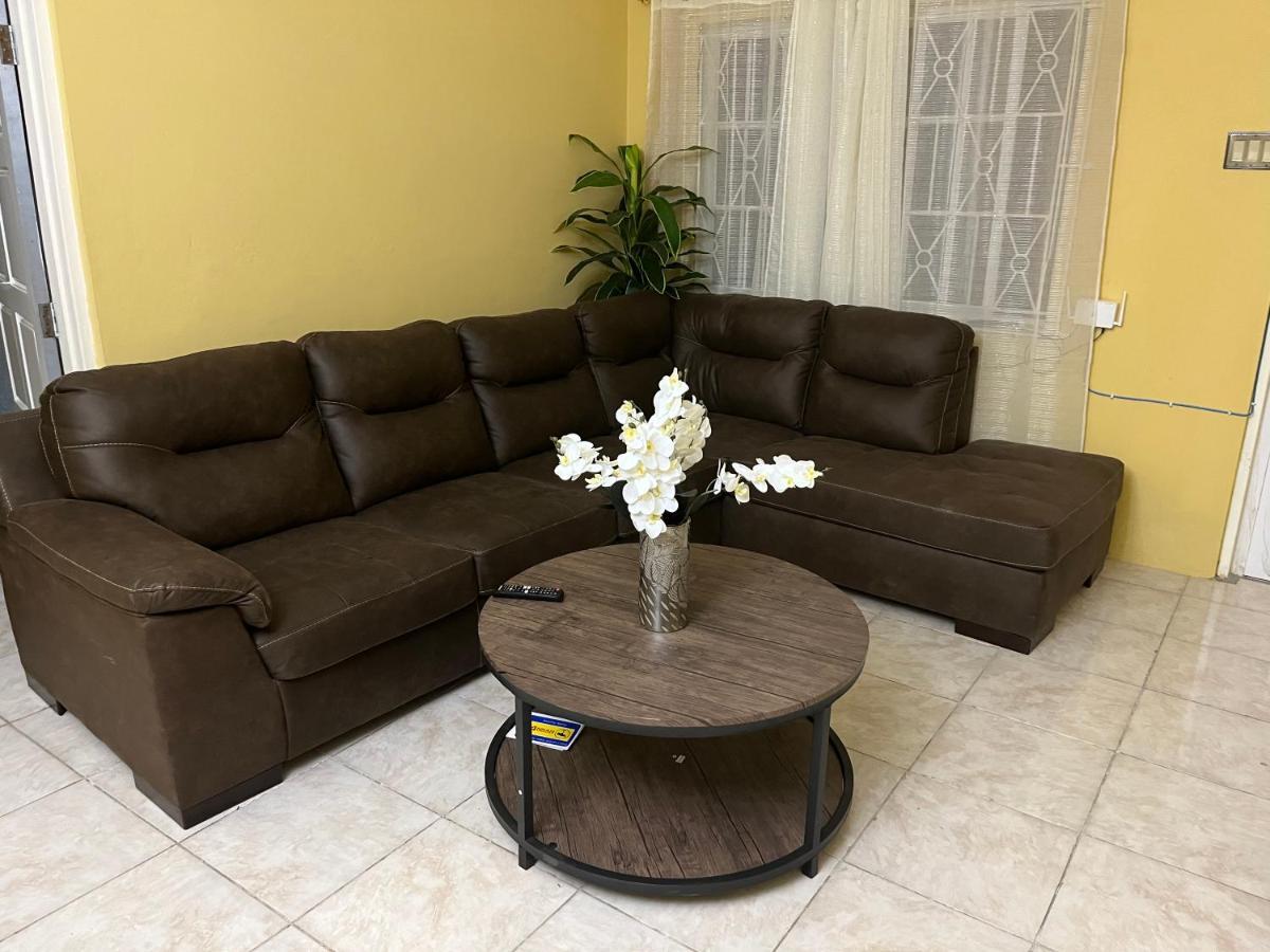 St Bess Comfort Style Black River Bagian luar foto